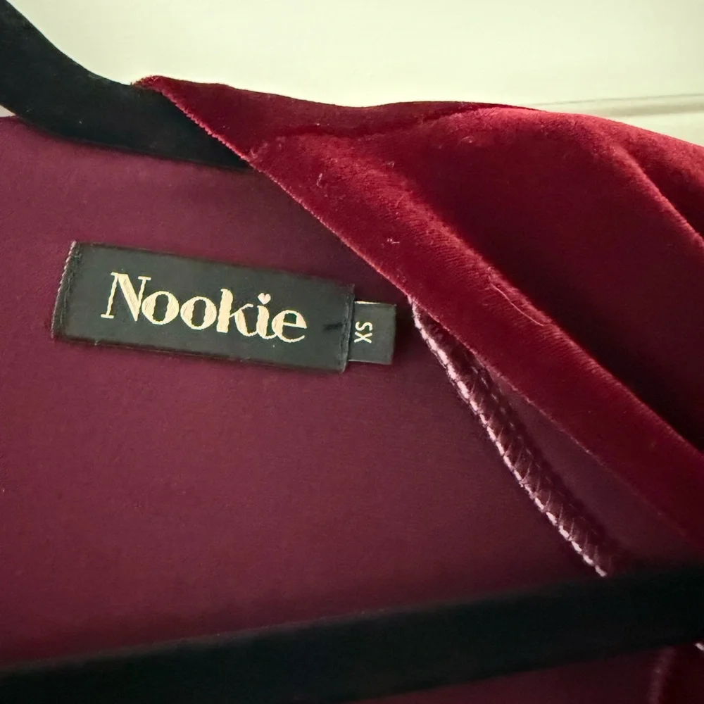 Nookie Red Long Sleeve V-Neck Jumpsuit - Picture 4 of 6